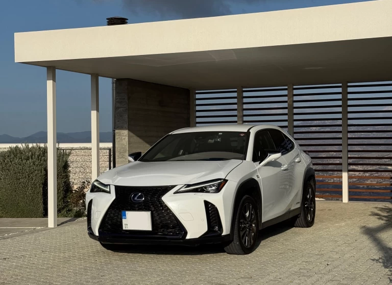 Lexus UX F Sport