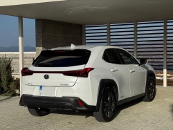 Lexus UX F Sport 2