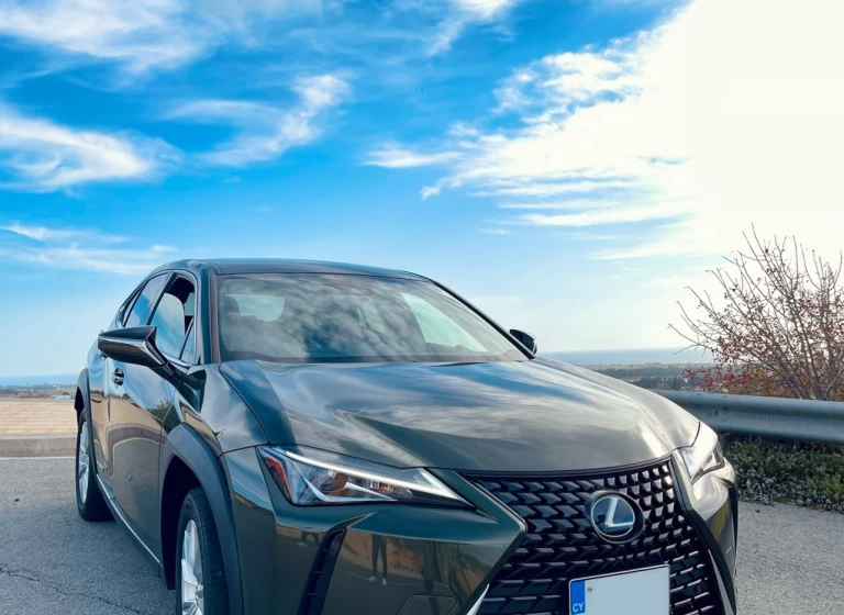 Lexus UX
